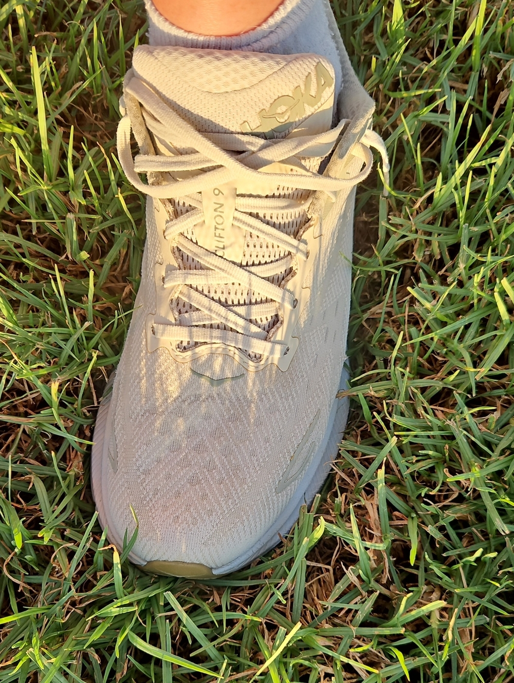 Hoka Clifton 9 Men's Running Shoe - Light Gray